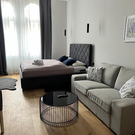 Room 44 Осієк Екстер'єр фото