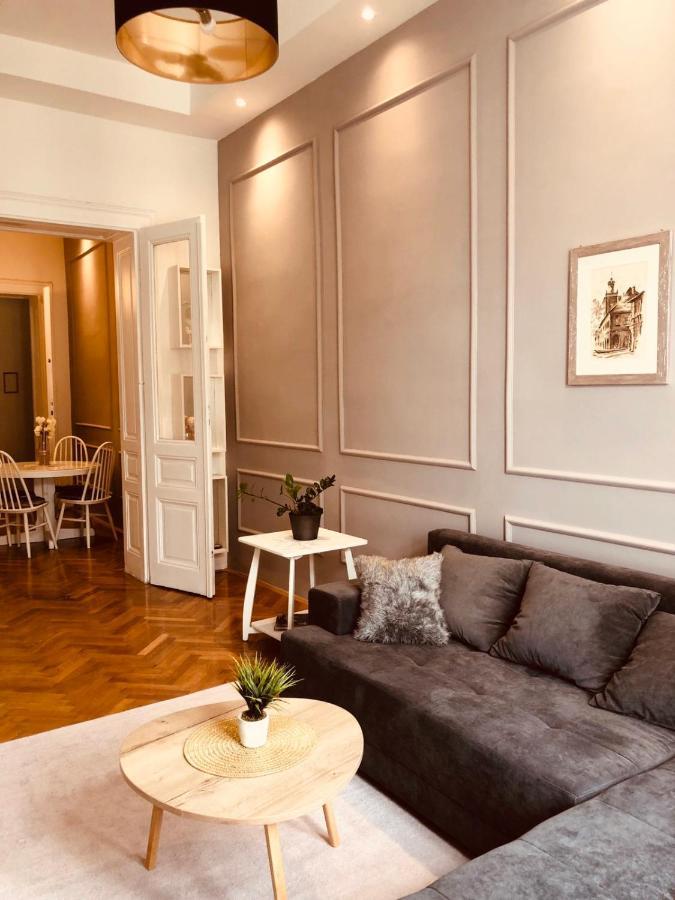 Room 44 Осієк Екстер'єр фото